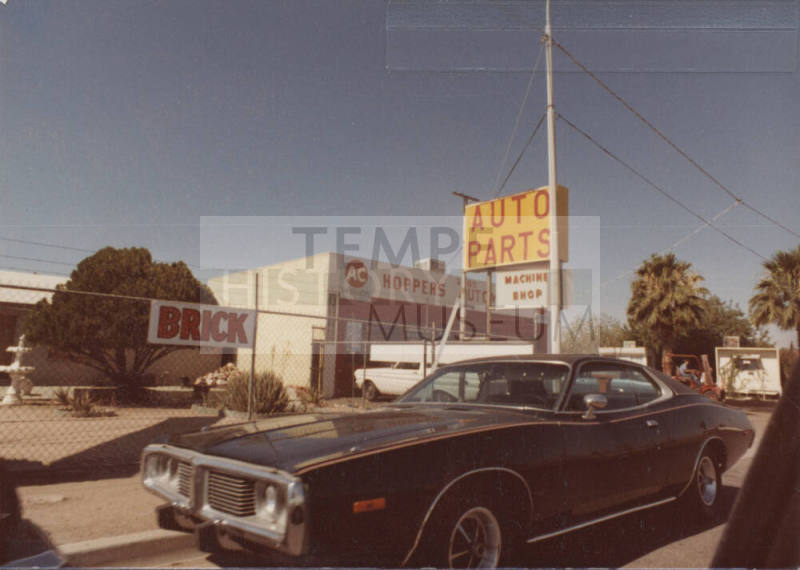 Hopper's Automotive - 2003 East Apache Boulevard - Tempe, Arizona