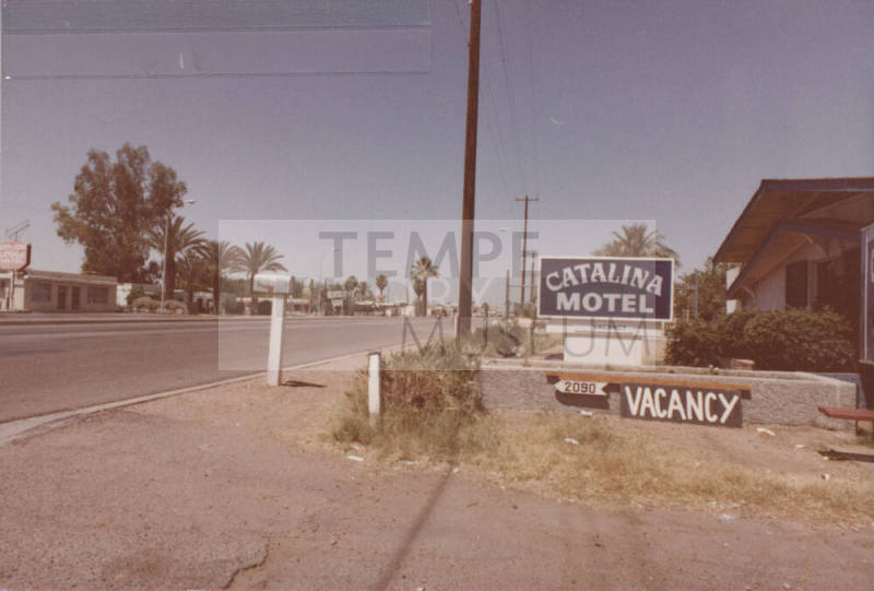 Catalina Motel - 2090 East Apache Boulevard - Tempe, Arizona