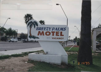 Breezy Palms Motel - 2150 East Apache Boulevard - Tempe, Arizona