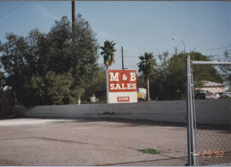 M and B Auto Sales - 2320 East Apache Boulevard - Tempe, Arizona