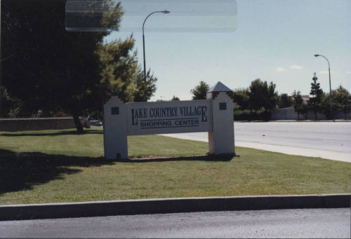 Lake Country Village Shopping Center - 1000 East Baseline Road - Tempe, Arizona