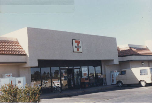 Seven Eleven Convenience Mart - 2200 East Baseline Road - Tempe, Arizona