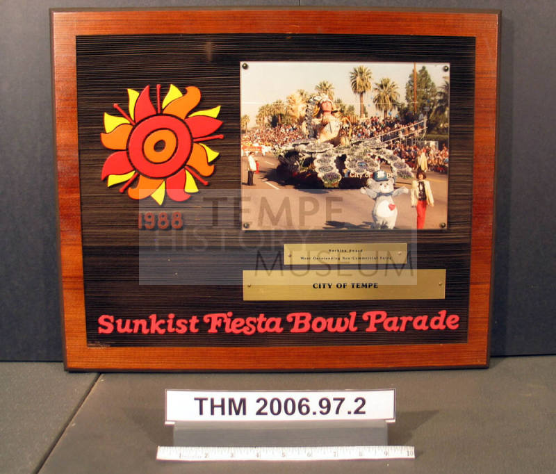 Sunkist Fiesta Bowl Parade Award