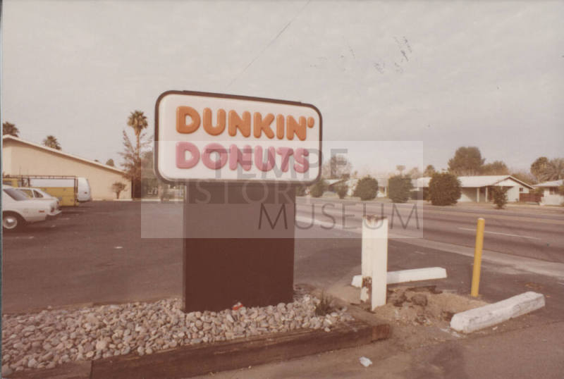 Dunkin' Donuts, 711 E. Broadway Road, Tempe, Arizona