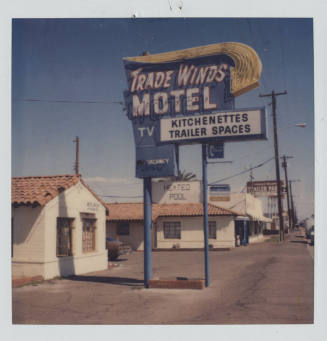Trade Winds Motel - 1900 East Apache Boulevard, Tempe, Arizona