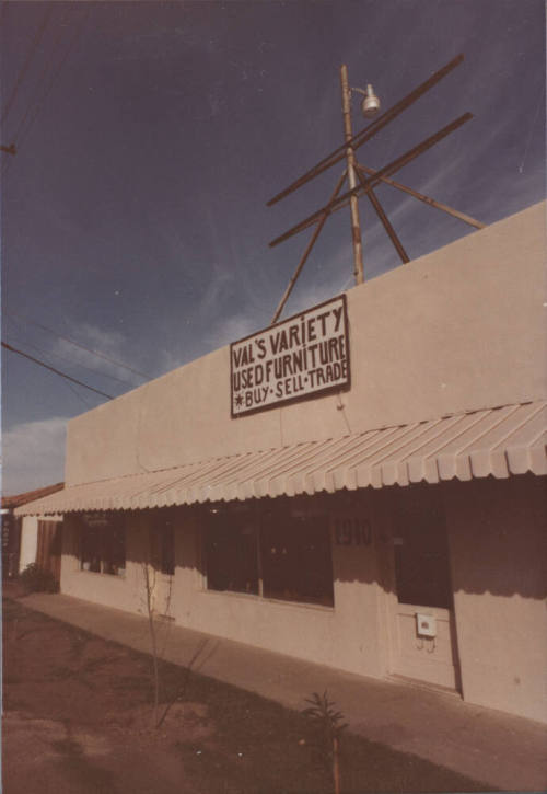 Val's Variety - 1910 East Apache Boulevard, Tempe, Arizona