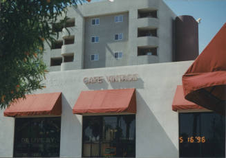 Café Vintage Restaurant - 570 S. College Avenue - Tempe, Arizona
