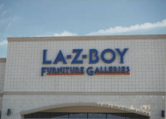 La-Z-Boy Furniture Galleries - 1800 West Elliot Road - Tempe, Arizona