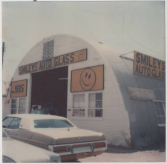 Smiley's Auto Glass Repairs - 1935 East Apache Boulevard, Tempe, Arizona