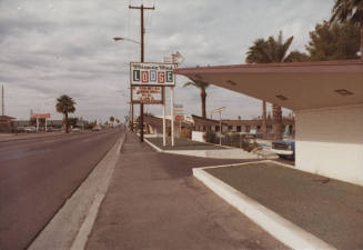 Whisperin Inn Lodge Motel - 1814 East Apache Boulevard, Tempe, Arizona
