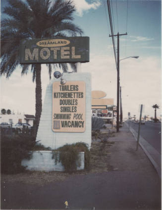 Dreamland Motel - 2042 East Apache Boulevard, Tempe, Arizona