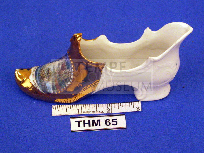 Ceramic Slipper Vase