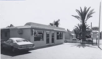 Jim Muntz Barber Shop - 2085 East Apache Boulevard, Tempe, Arizona