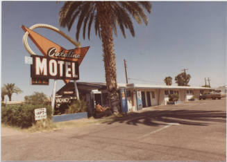 Catalina Motel - 2090 East Apache Boulevard, Tempe, Arizona