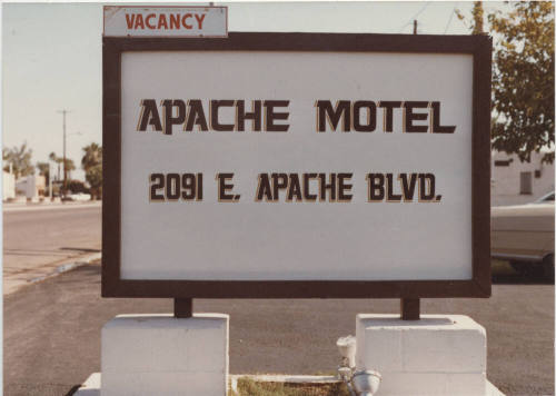 Apache Motel - 2091 East Apache Boulevard, Tempe, Arizona