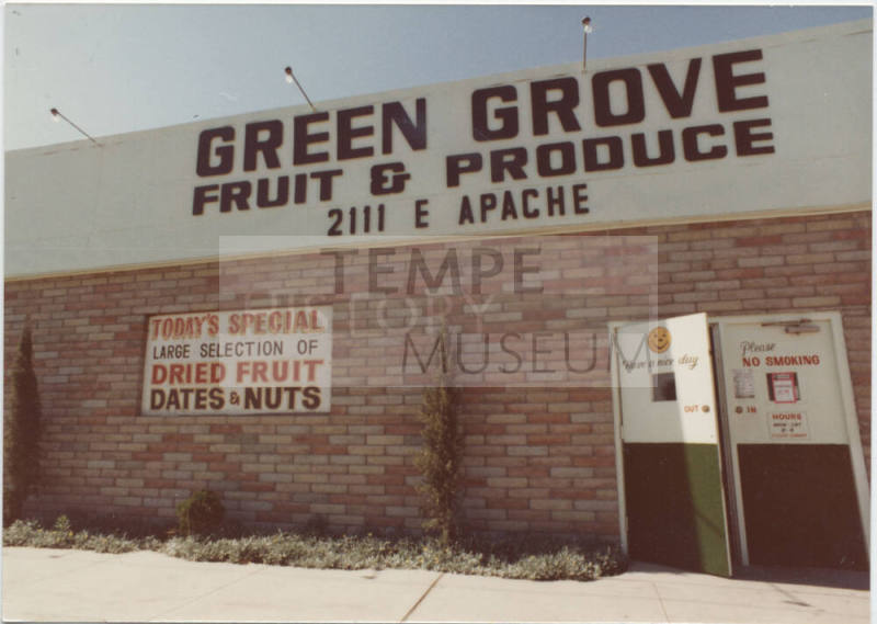 Green Grove Fruit Stand - 2111 East Apache Boulevard, Tempe, Arizona