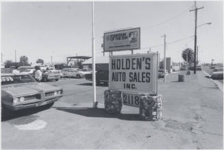 Holdens Auto Sales - 2118 East Apache Boulevard, Tempe, Arizona