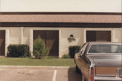 Arizona Escrows Inc. - 4651 South Lakeshore Drive - Tempe, Arizona