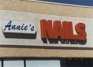 Annie's Nails - 3318 South McClintock Drive - Tempe, Arizona