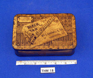 Tin tobacco box