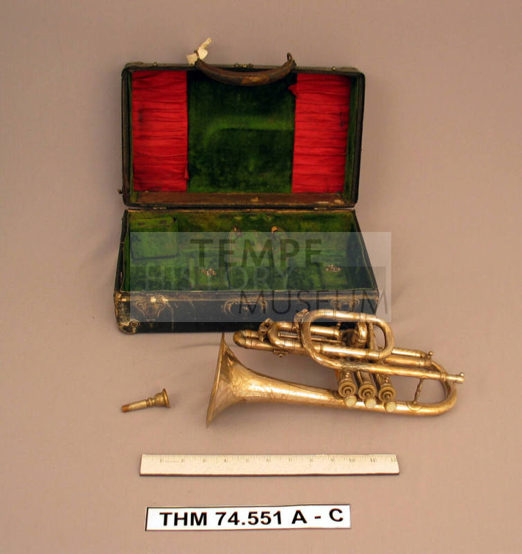 Cornet and carrying case