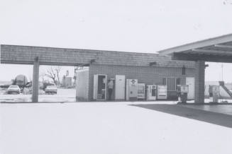 Union Gasoline Station - 425 West Baseline Road, Tempe, Arizona
