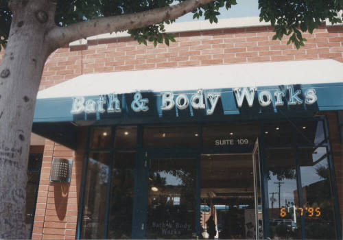 Bath and Body Works - 680 South Mill Avenue, Suite 108 - Tempe, Arizona