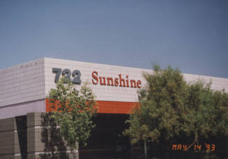 Sunshine - 722 South Perry Lane - Tempe, Arizona
