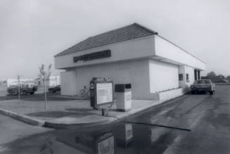 Wendy's Hamburger Restaurant - 1110 East Baseline Road, Tempe, Arizona