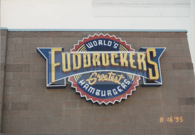 Fuddruckers Restaurant - 7470 South Priest Drive - Tempe, Arizona