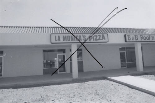 La Monica's Pizza Restaurant - 1813 East Baseline Road, Tempe, Arizona