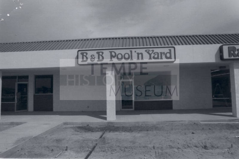 B and B Pool `N' Yard - 1813 East Baseline Road, Tempe, Arizona