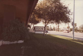 Coco's Famous Hamburgers - 1717 South Rural Road - Tempe, Arizona