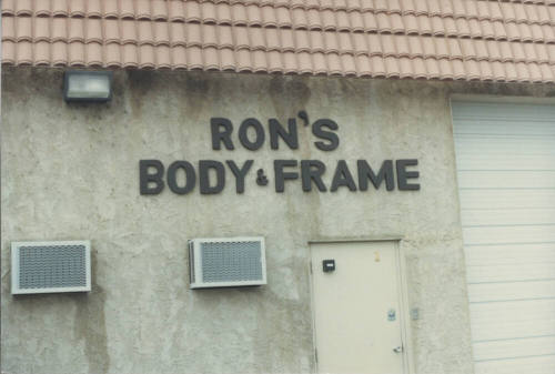 Ron's Body & Frame - 910 North Scottsdale Road, Tempe, Arizona