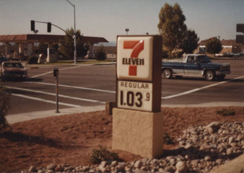 Seven Eleven  - 1405  North Scottsdale Road, Tempe, Arizona