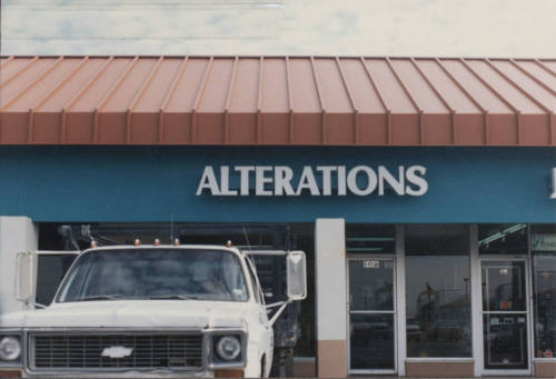 Ingles Alterations & Tailoring - 109 East Southern Avenue, Tempe, Arizona