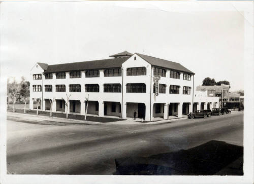 Black and white, 5x7, "Casa Loma Hotel Mill & 4th St., Tempe, AZ 1927"--reverse