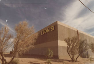 Leon's Furniture   - 550 West  Southern Avenue, Tempe, Arizona