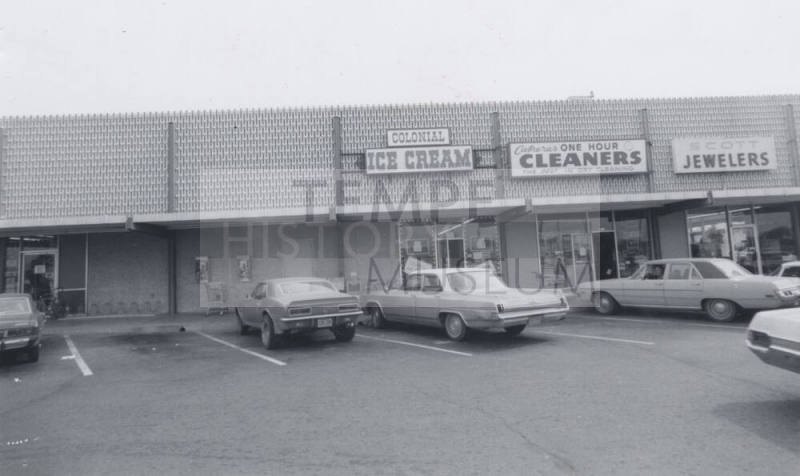 Colonial Ice Cream Store - 915 East Broadway Road, Tempe, Arizona
