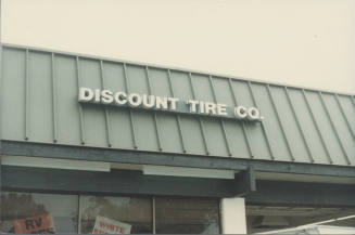Discount Tire Company  -  1709  East Southern Avenue,  Tempe, Arizona