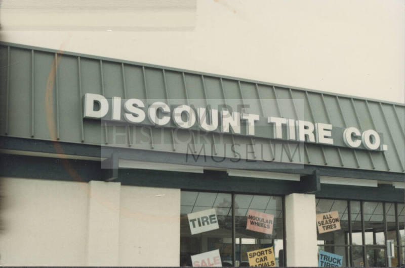 Discount Tire Company   - 1709 East Southern Avenue,  Tempe, Arizona