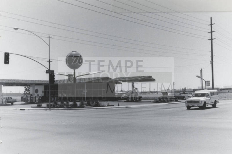 Broadway Union Gasoline Station - 1349 West Broadway Road, Tempe, Arizona