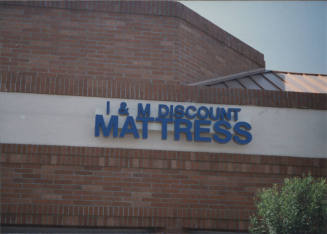 I & M Discount Mattress - 655 West Warner Road, Tempe, AZ.