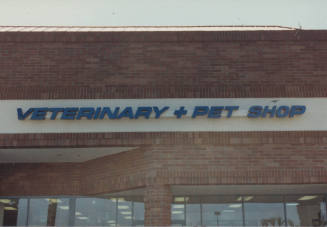 Veterinary & Pet Shop - 655 West Warner Road, Tempe, AZ.
