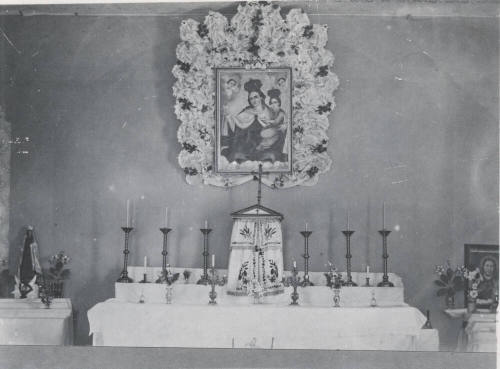 OS-15   Altar in Mount Carmel Catholic Church