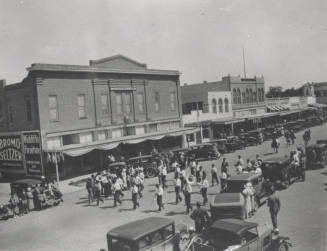OS-116  Parade on Mill Avenue About 1931