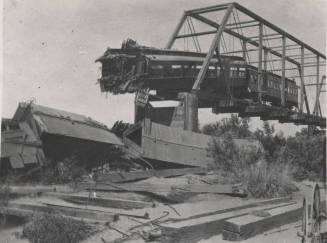 OS-145   Wreck of Maricopa and Phoenix Railroad train and bridge
