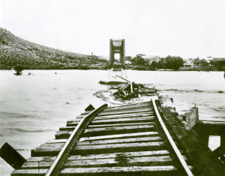OS-147   Collapse of the Santa Fe Railroad Bridge