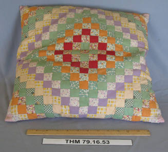 Sunburst quilt design throw pillow