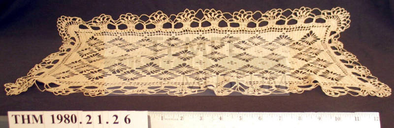 spiderweb stitch Crocheted Bureau Scarf
